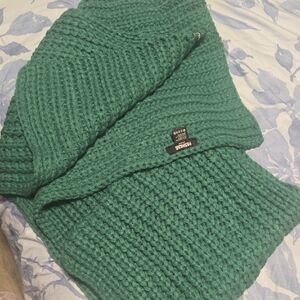Cozy Green Knit Turtleneck Sweater